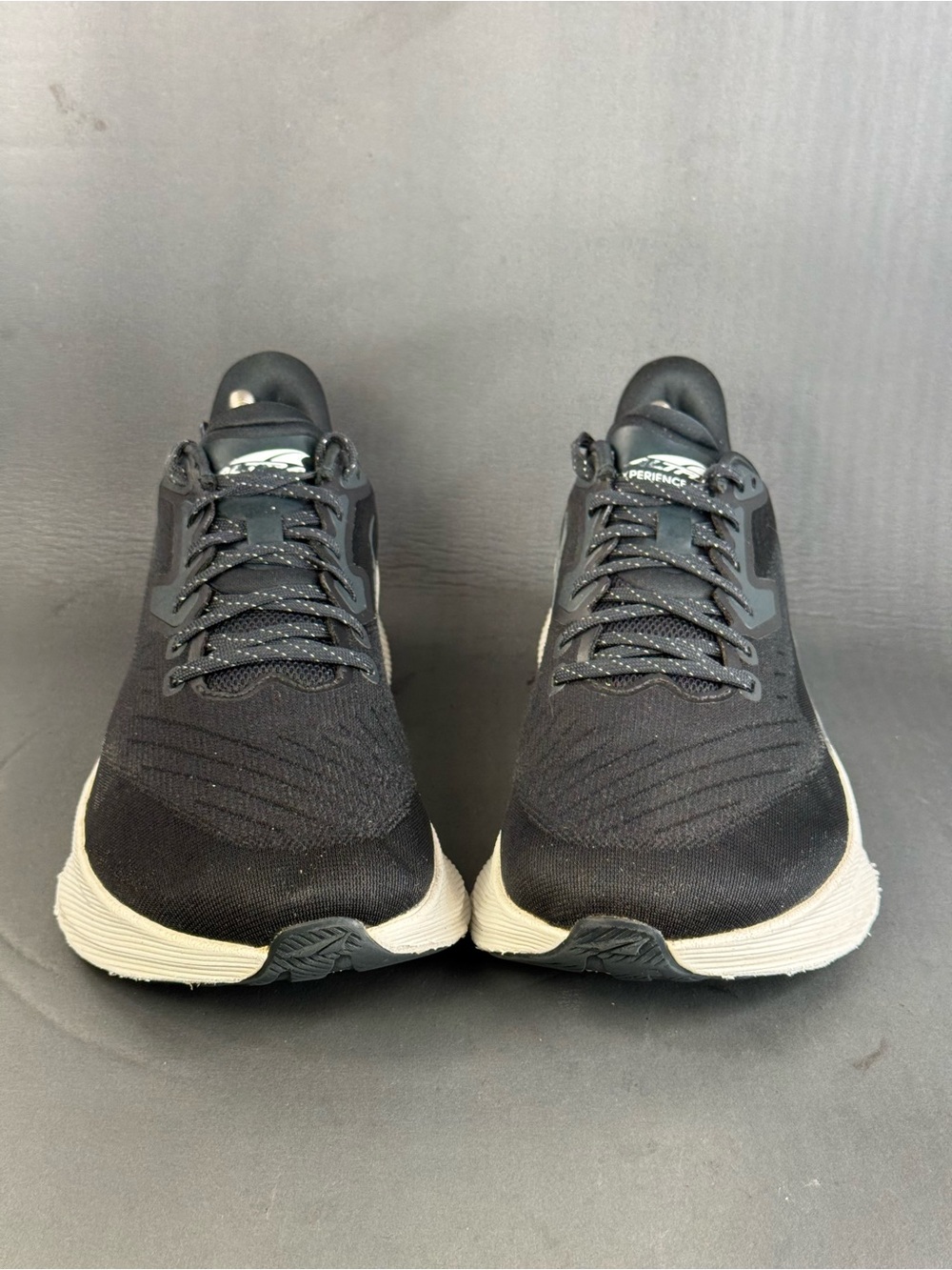 Altra Men's Experience Flow athletic sneaker shoes men’s size 9.5 - Picture 2 of 8